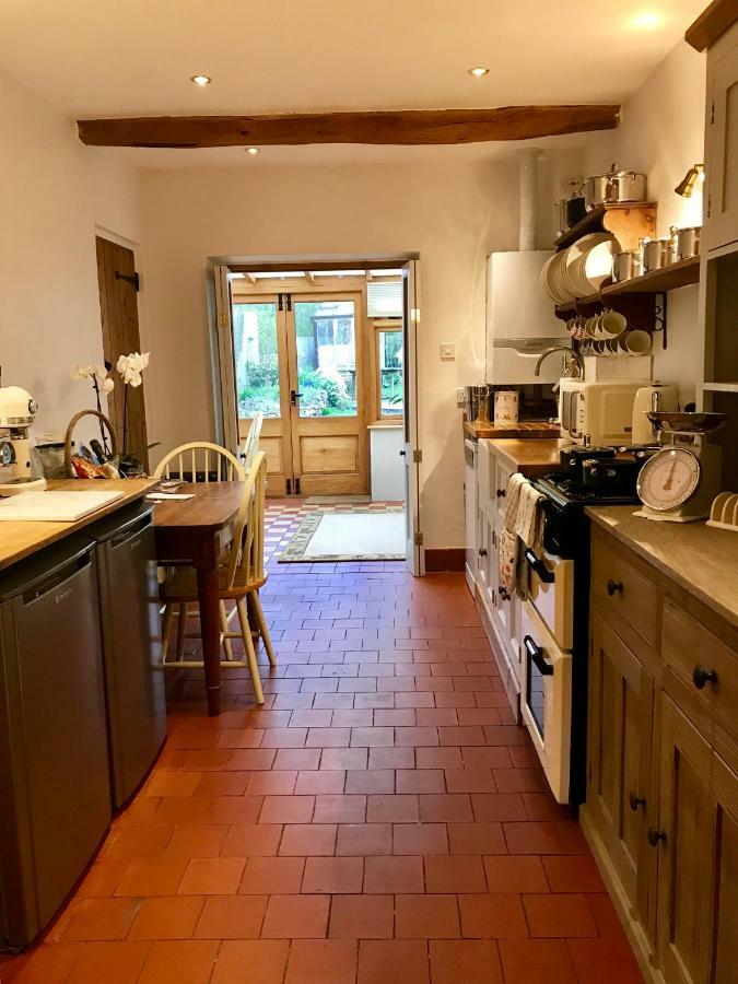 Bells Cottage Alderton  Exterior foto
